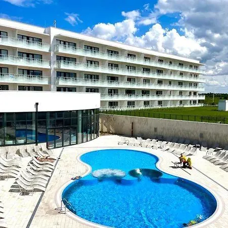 Daire With Pools, Near The Sea, Ko Obrzeg 3*